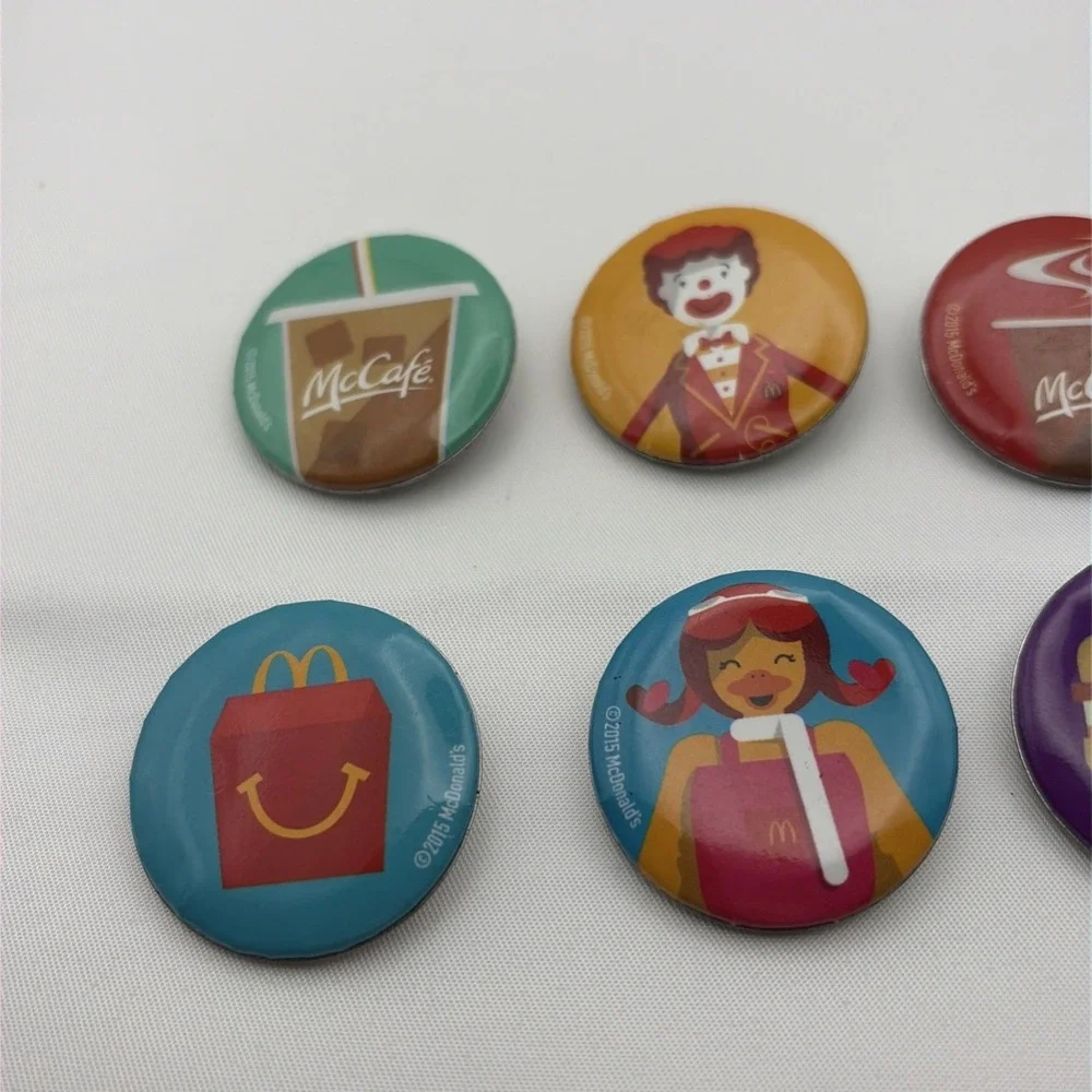 Lot Of 8 2015 McDonald's Employee Button Pins‎ Ronald Hamburglar Birdie Big Mac